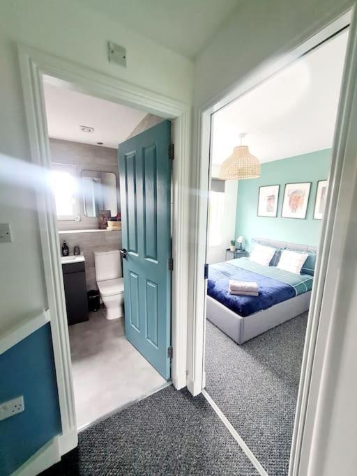 Spacious 5Bed House, Free Parking, No Party ! 글라스고 외부 사진